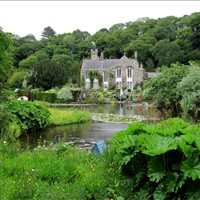 GRESGARTH HALL GARDEN