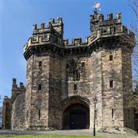 HERITAGE DELIGHTS OF LANCASHIRE WITH BLACKPOOL TOWER BALLROOM AFTERNOON TEA EXPERIENCE