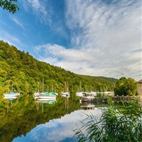 BEAUTIFUL SCENIC LAKE DISTRICT