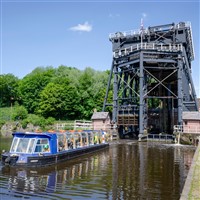 ANDERTON BOAT LIFT & SALFORD QUAYS