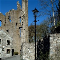 ESCAPE TO MULLINGAR - THE CHARMS OF SOUTHERN IRELAND